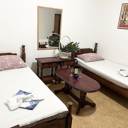 Restaurant & Apartments Jug Сутоморе Экстерьер фото